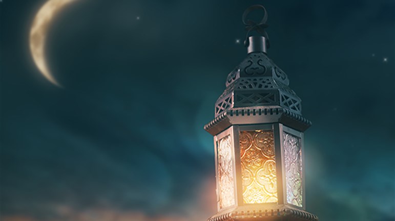 كيفَ نتخفَّفُ في شهرِ رمضانَ من أعباءِ يومِ القيامة؟!