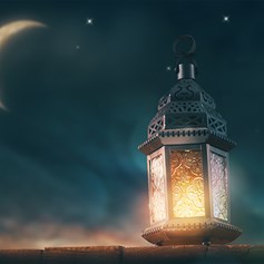 كيفَ نتخفَّفُ في شهرِ رمضانَ من أعباءِ يومِ القيامة؟!